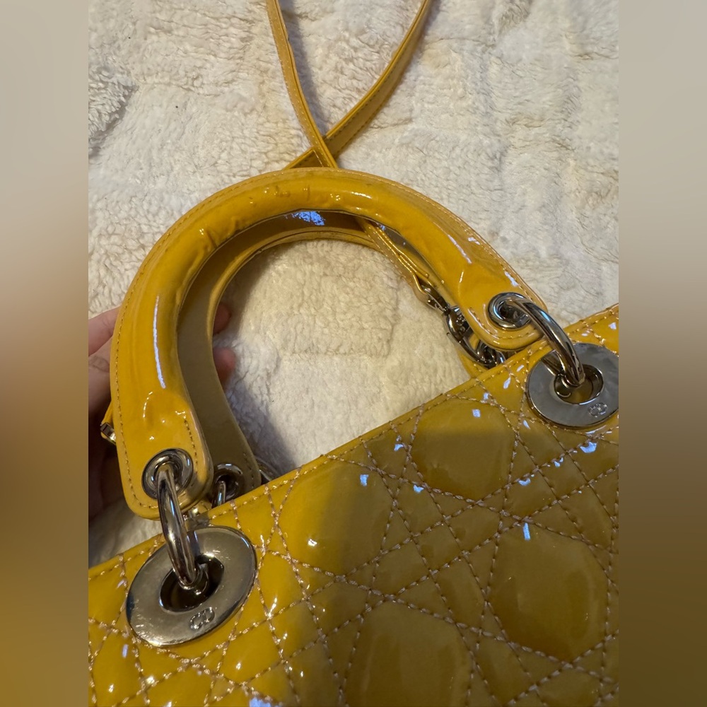 Dior Lady Dior Large Yellow Patent Leather - Picture 7 of 16